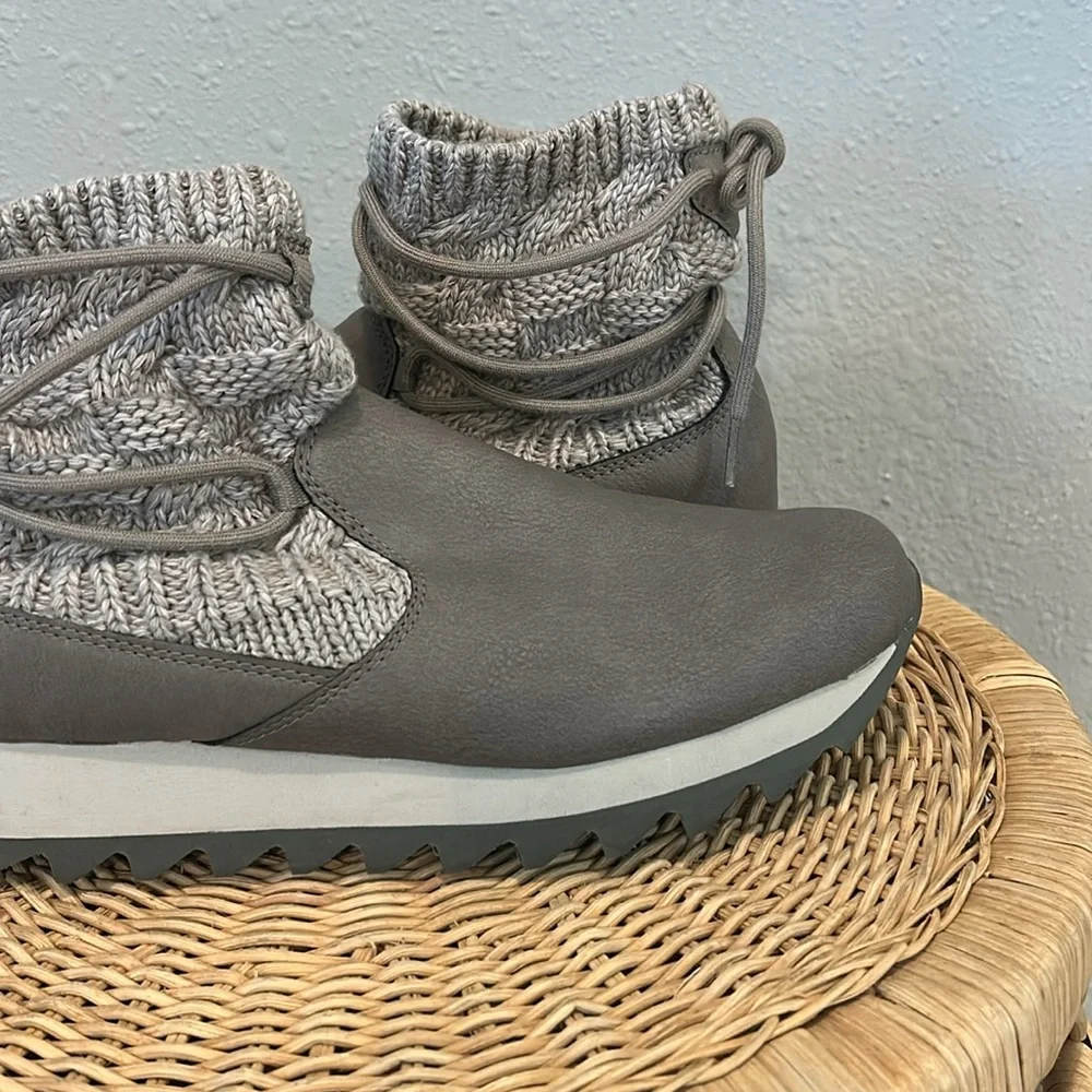 Merrell Alpine Pull On Boots‎ Grey